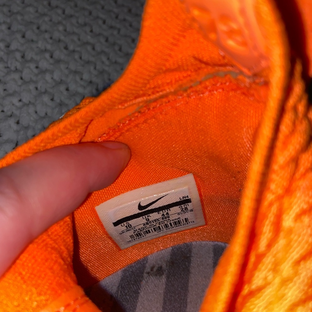 Limited Edition Lebron 15 Orange Box Basketball Shoes - Picture 14 of 15